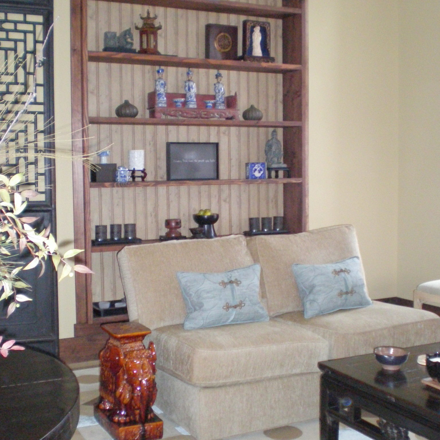 Asian-inspired living room interior design