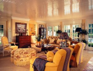 Living room interior design using yellow and purple